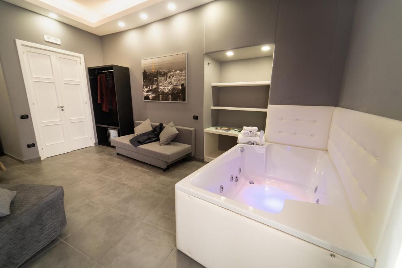 Royal Art H Spaccanapoli, By Clapa Group المظهر الخارجي الصورة